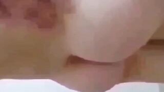 مراهقة مصرية تستعرض جسمهة