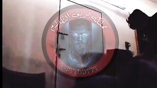 نيك واقف يم الباب سكس عراقي