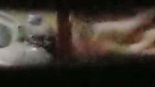 تجسس علي بنت فرسه بتستحما وبتقلع هدومها وبزازها موت نار