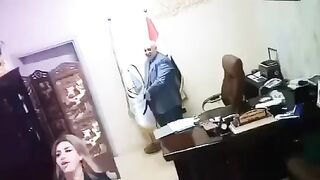سكس مسؤول عراقي مع موظفة