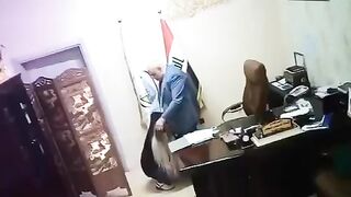 سكس مسؤول عراقي مع موظفة