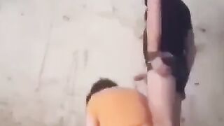 سكس  ينيك بنت عمة وهيا بتصوت وتقولة بيوجع