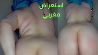 Moroccoian woman show her budy
